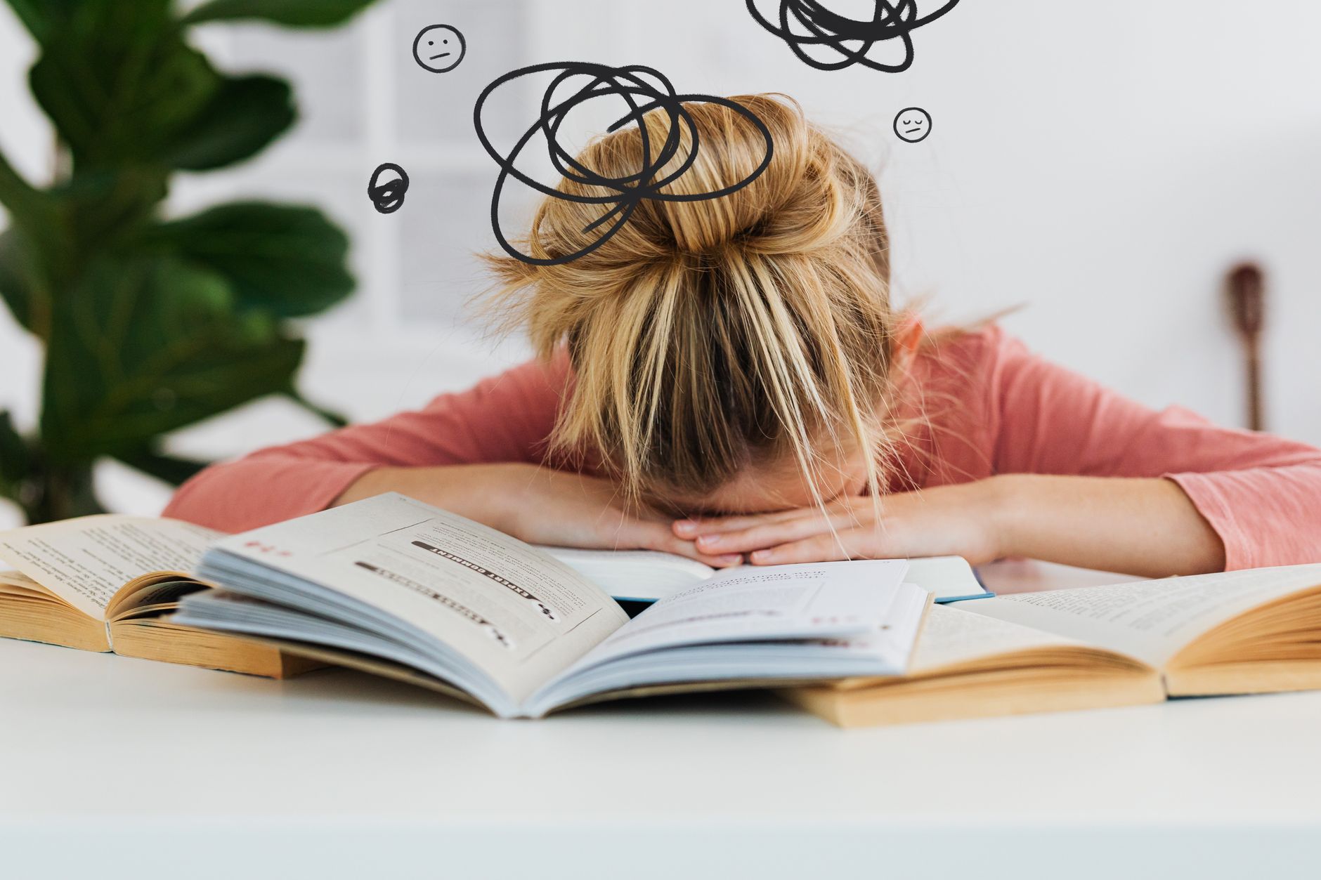 Feed Your Brain Without the Overwhelm: The Best Bite-Sized Courses to Try Right Now